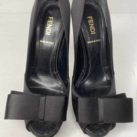 FENDI Deco Bow Black Platform Peep Toe Heels sz. 35 - $630 - Picture 3 of 8